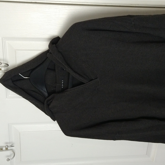 $Cyrus dark grey hooded pullover lightweight pocket ribbed sleeve sweater Size S - Picture 2 of 9